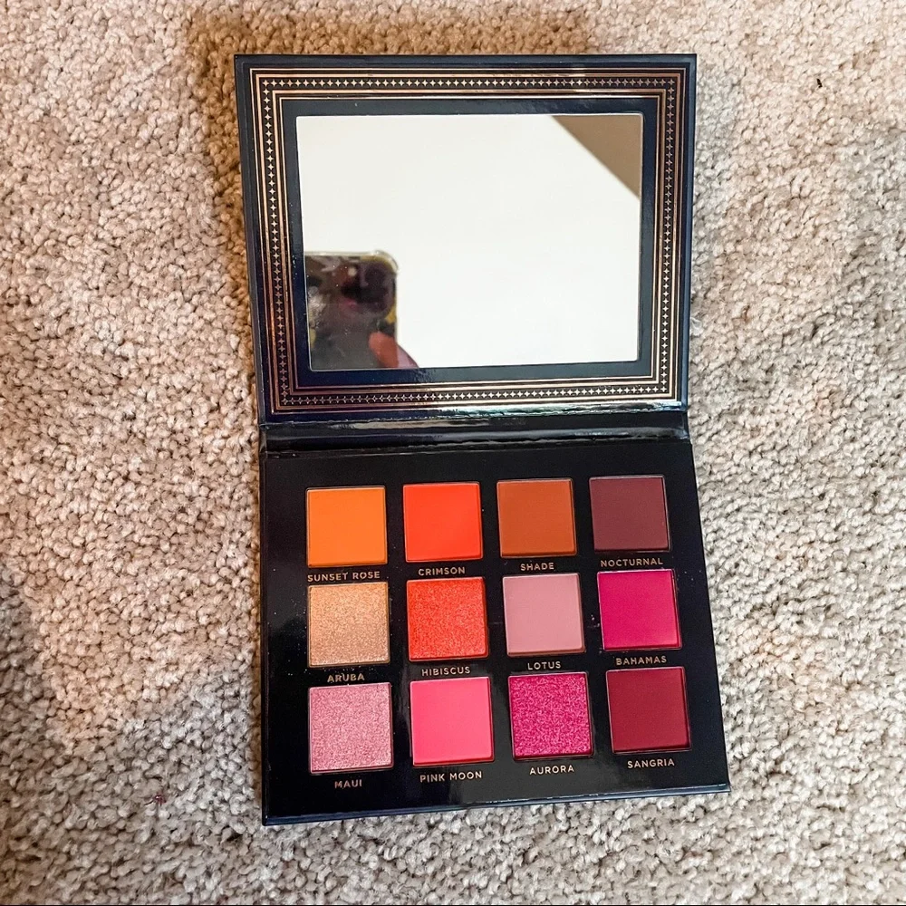 NWOT Ace Beauté “Scarlet Dusk” Pink Red & Orange Warm Hues Eyeshadow Palette